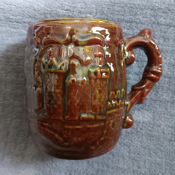 Sold - Picture 4 of 11